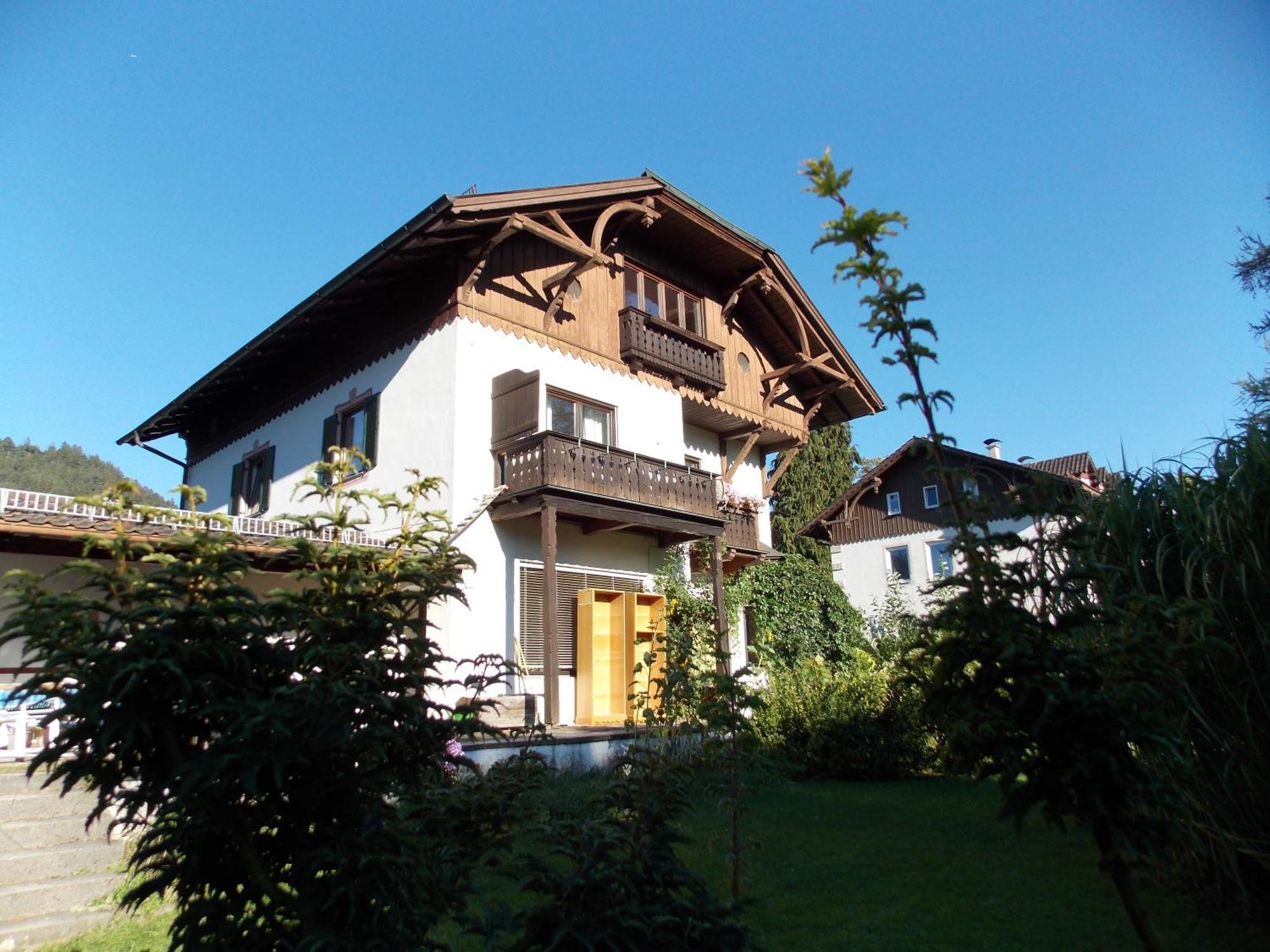Appartement M9 *
